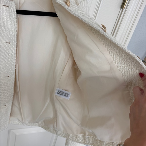 Zara Elegant Jacket - Picture 13 of 14